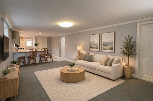 Building Photo - 73 Benefit St