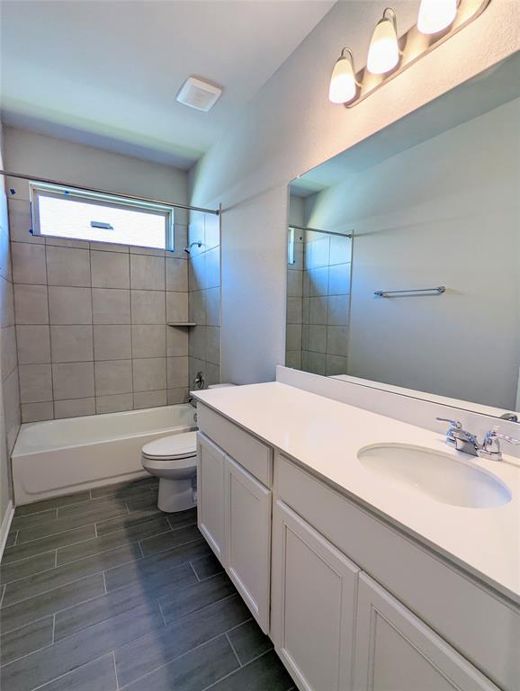 Building Photo - 121 Drifter Ln