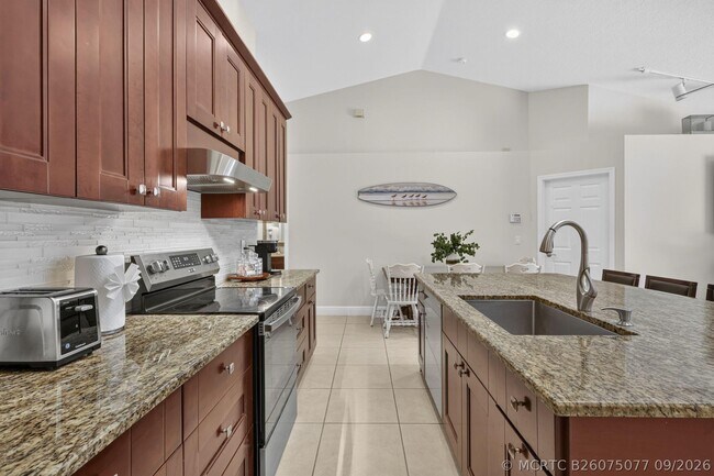 Building Photo - 1204 Mulberry Pl