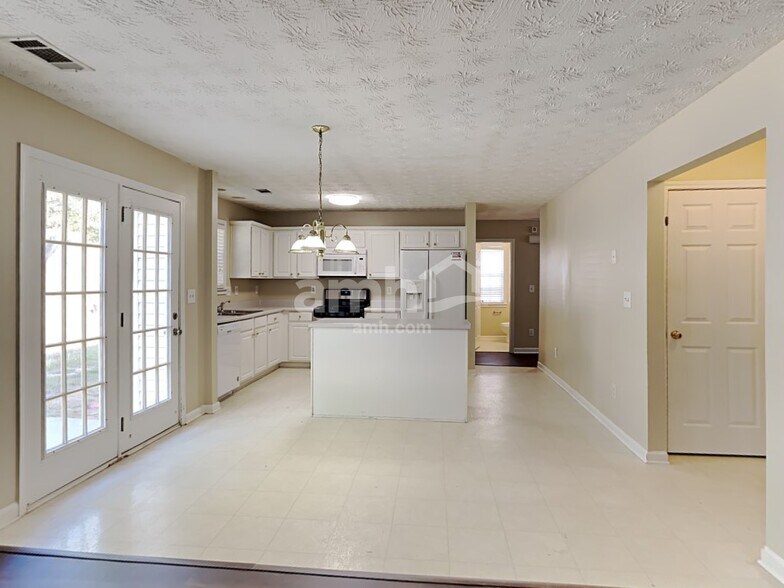 Building Photo - 3801 Bogan Mill Rd