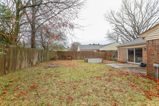 Building Photo - Charming brick ranch in Virginia Beach!