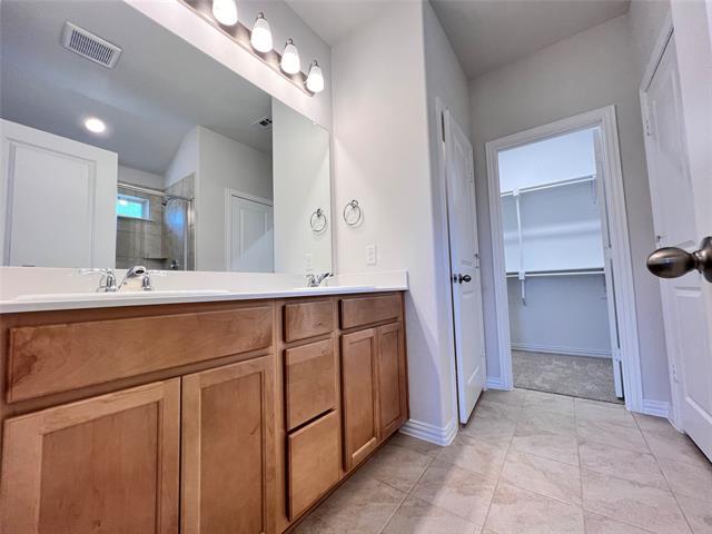 Building Photo - 1809 Briar Rose Dr