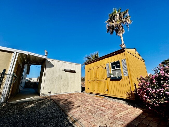 Building Photo - Charming 3-Bedroom, 2-Bath Home in Fortuna Foothills