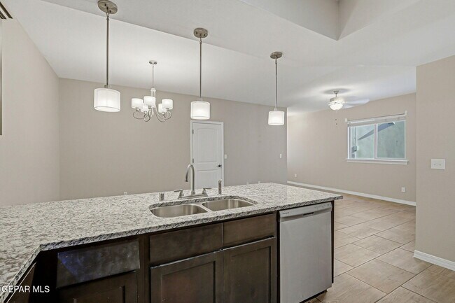 Building Photo - 717 HC Gilbert Minjares Dr