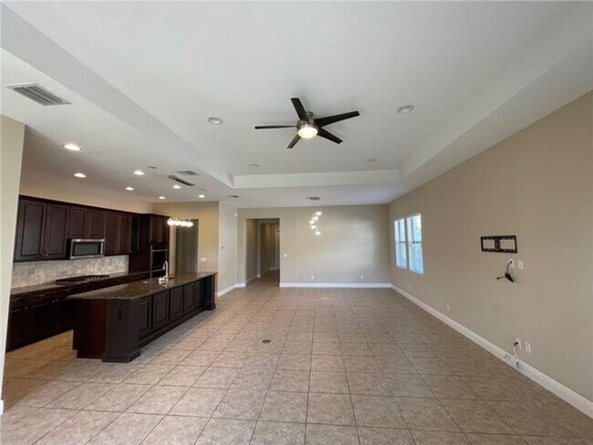 Building Photo - 11170 NW 83 Manor