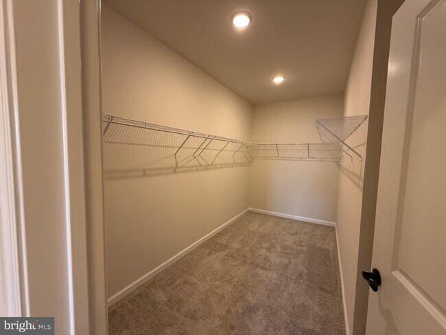 Building Photo - 1 Culvert Dr