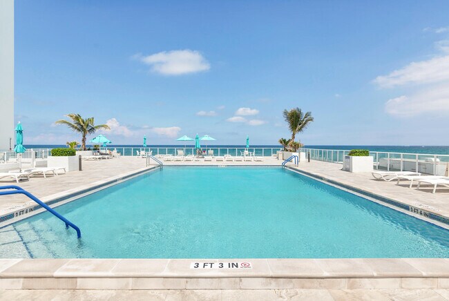 Building Photo - 3450 S Ocean Blvd