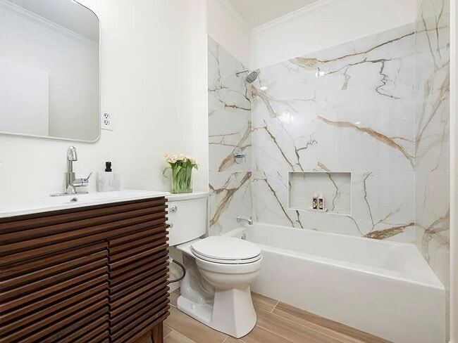 Building Photo - NO MIN CREDIT SCORE REQUIRED, BK OKAY, PAST EVICTION OKAY!, BACKGROUND FRIENDLY. Apply at "The Re...