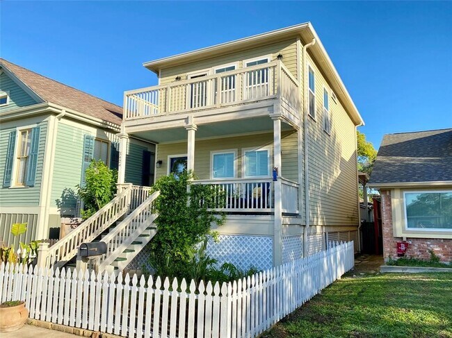 Building Photo - 1424 Avenue M