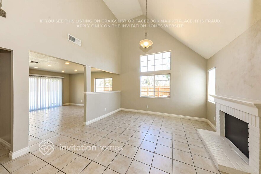 Building Photo - 8029 Linares Ave