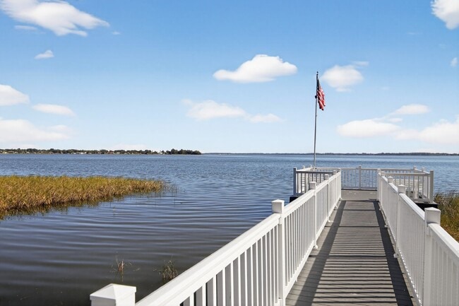 Building Photo - 1208 Lee St