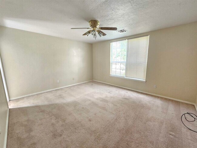 Building Photo - 404 SW 80th St