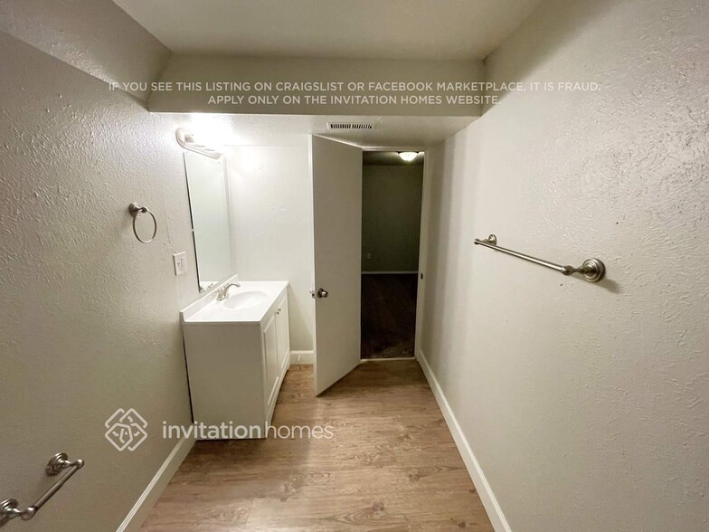 Building Photo - 18516 W 59th Dr