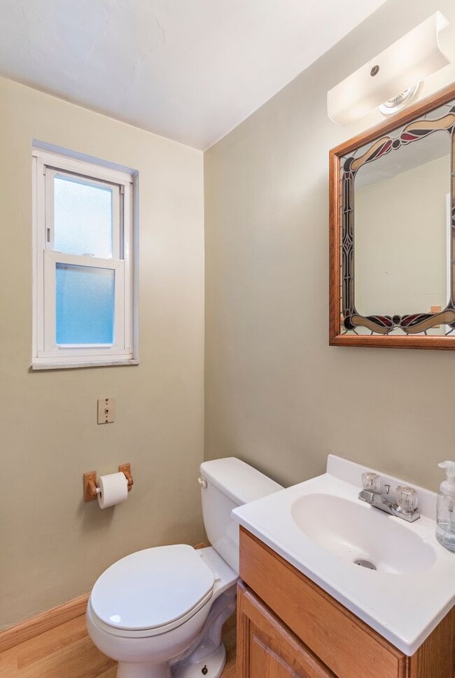 Building Photo - Classic Brick 2 Story Traditional Home in the heart of Swissvale.  Available Immediately.