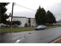 Building Photo - 624 W Yakima St