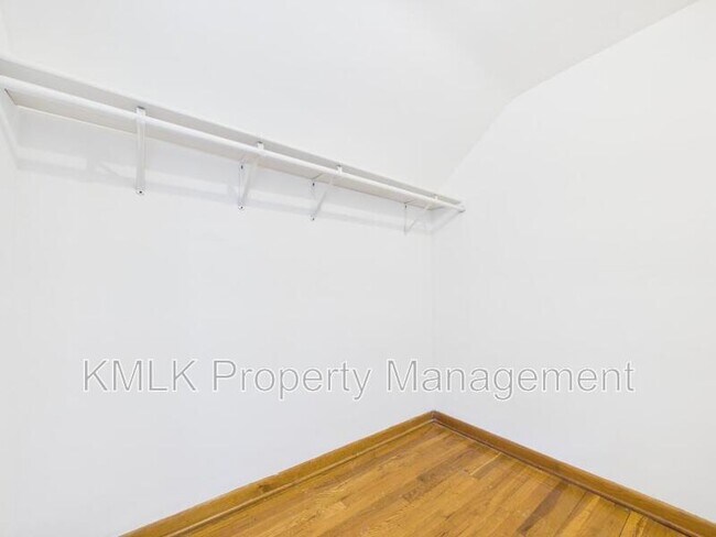 Building Photo - 1263 Atwood Ave