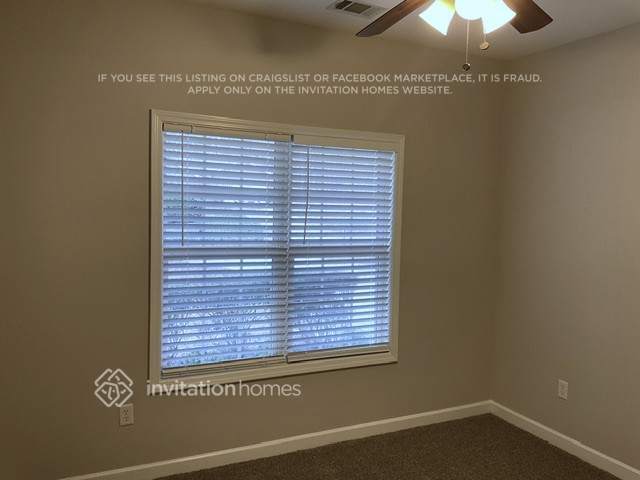 Building Photo - 4233 Essex Dr