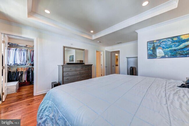 Building Photo - 10 Manchester Dr