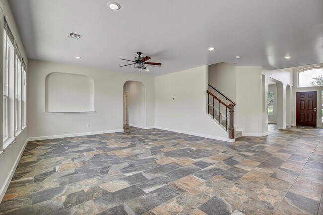 Building Photo - 309 Camperdown Elm Dr