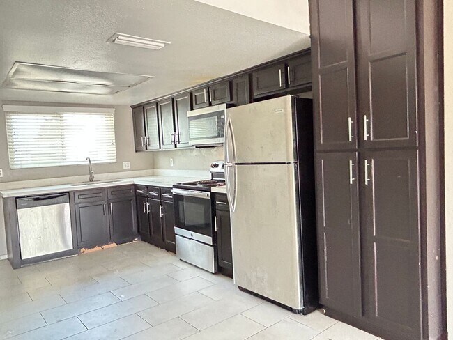 Building Photo - Northern Lanai 2 Bed 1 Bath