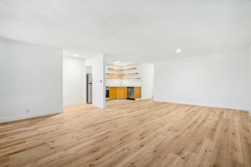 Building Photo - 9000 Clifton Wy