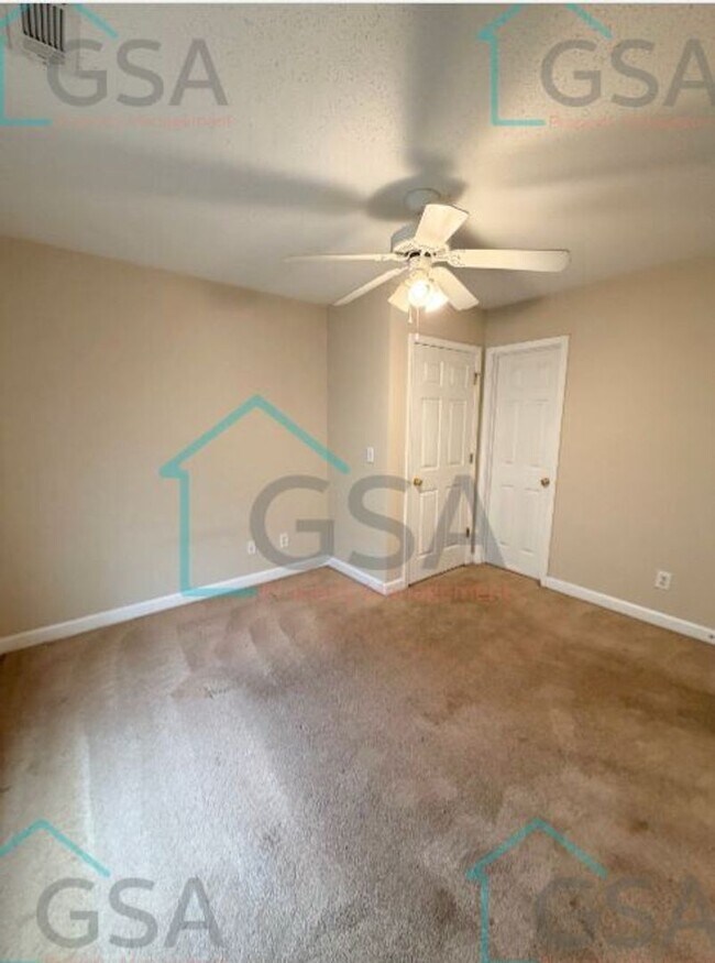 Building Photo - 225 Laurel Trace Cir