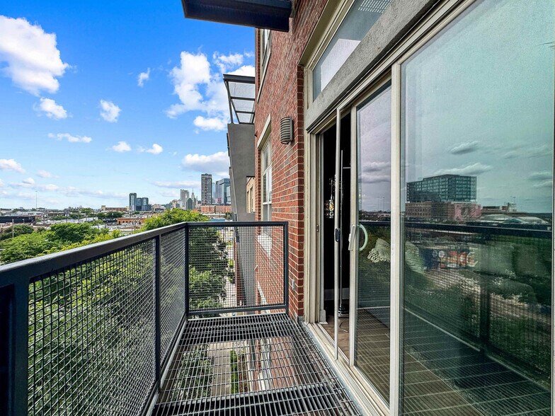 Building Photo - 310 N Malcolm X Blvd