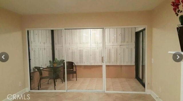 Building Photo - 225 N Rose St