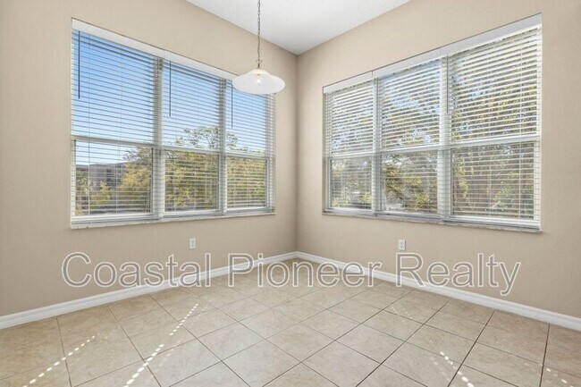 Building Photo - 94 S Highland Ave