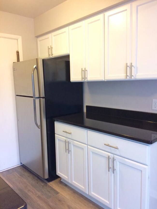 Willo Park Apartments 3510035400 Euclid Ave Willoughby OH 44094