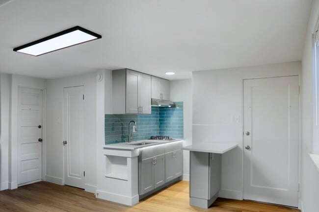 Building Photo - 1362 Lafayette St