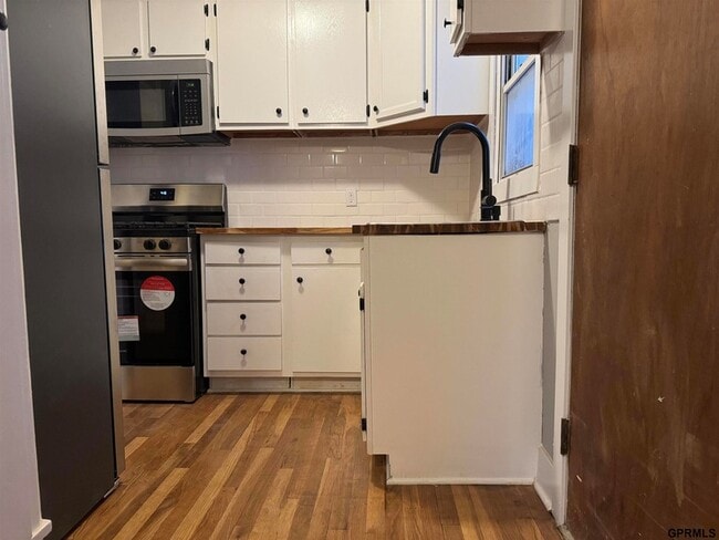 Building Photo - 4218 Pinkney St