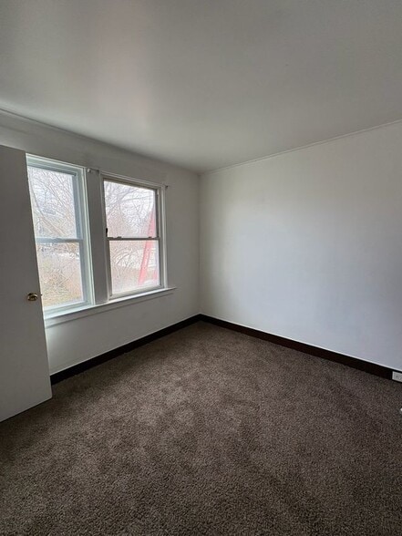 Building Photo - 189 Westminster Ave