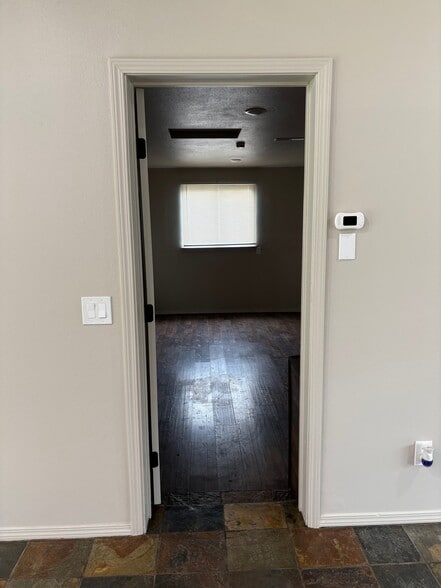 Building Photo - 1385 Graham Dr