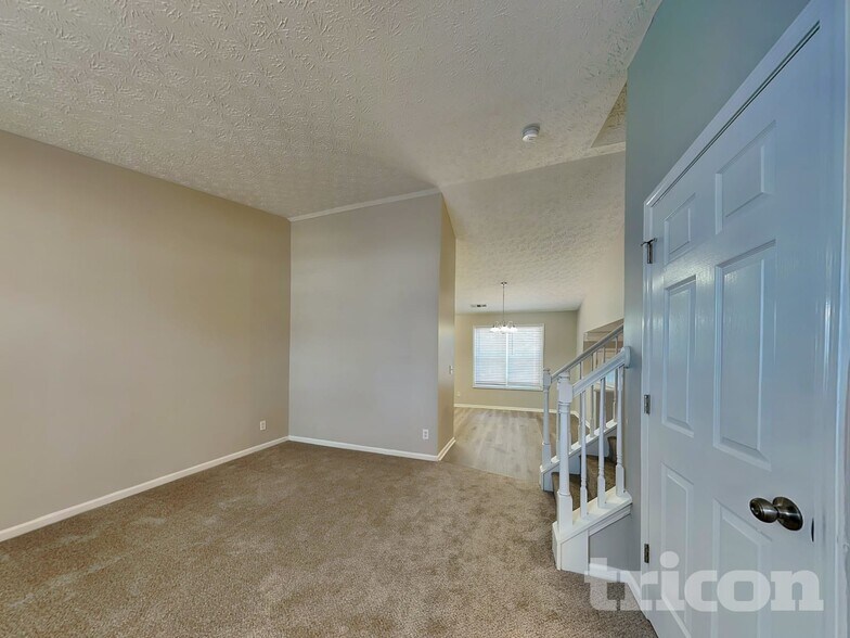 Building Photo - 2384 Tolliver Hills Ln