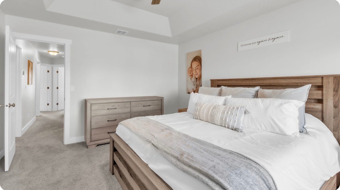 Master Bedroom - 45 E 970 N