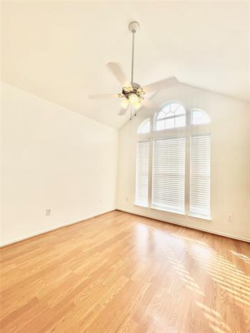 Building Photo - 2015 Silverway Ln