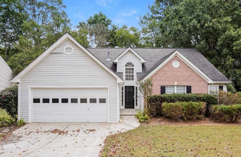 Primary Photo - 1335 Heatherton Rd