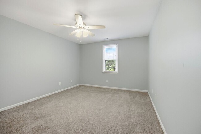 Building Photo - Spacious 3BR Home with Deck in Prime Wake Forest Location