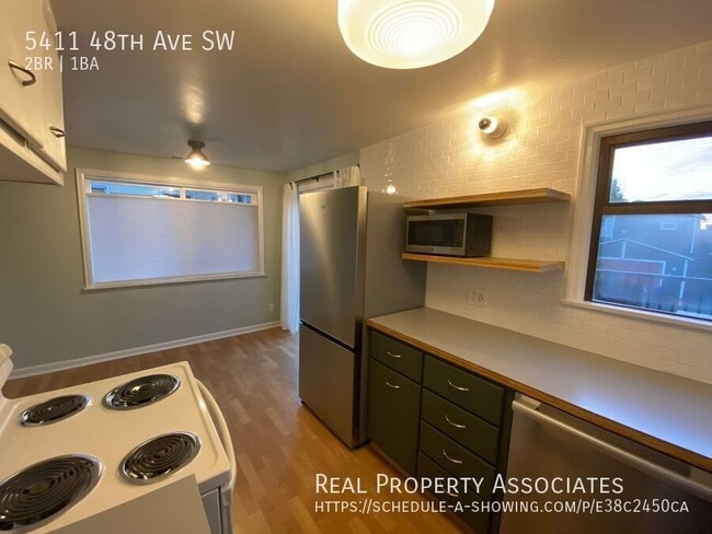 Building Photo - 5411 48th Ave SW