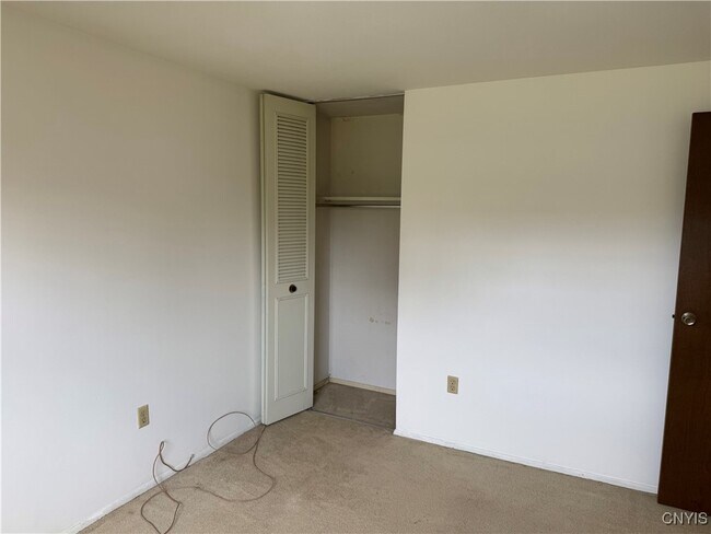 Building Photo - 8265 Warbler Way