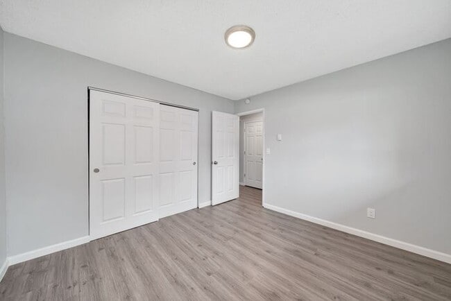 Building Photo - Look no Further, Tyee offers a SUPER 1bed/...