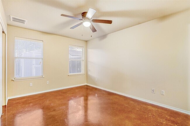 Building Photo - 4620 Best Way