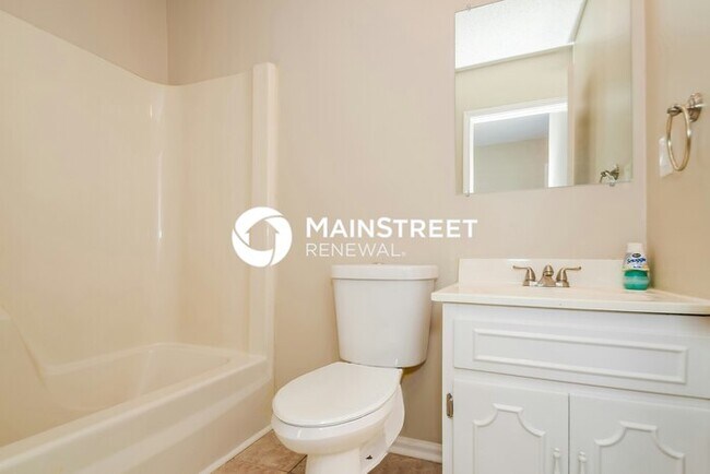 Building Photo - 3 Bedroom Pet-Friendly Home in Pleasant Gr...