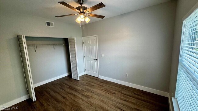 Building Photo - 11530 Villa Grand