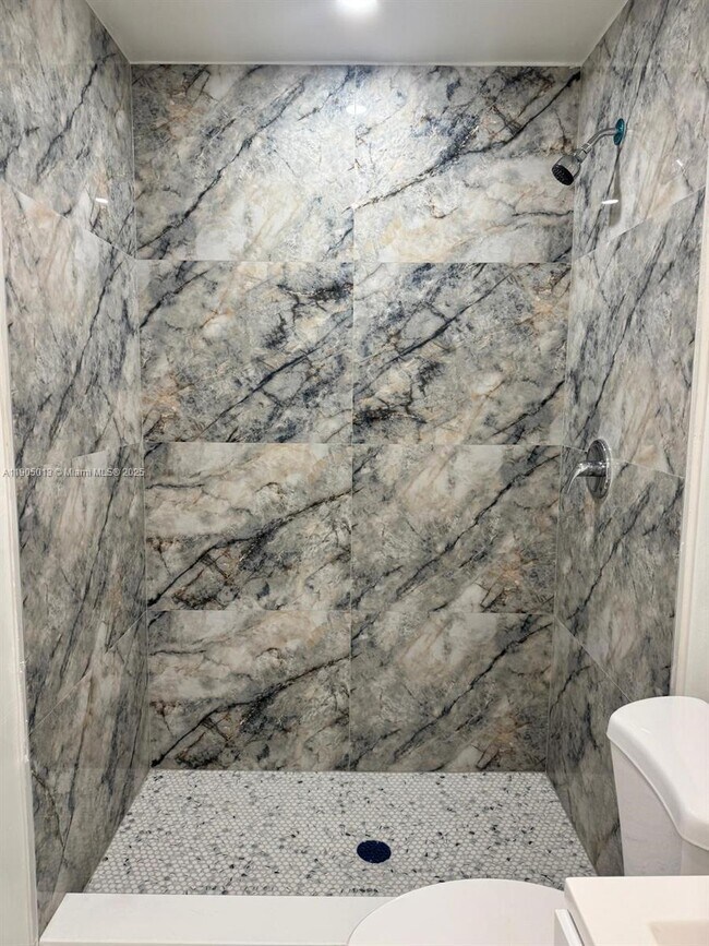 Building Photo - 9815 SW 21st St