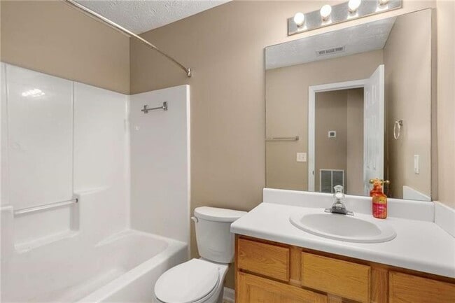 Building Photo - 13387 Aventide Ln