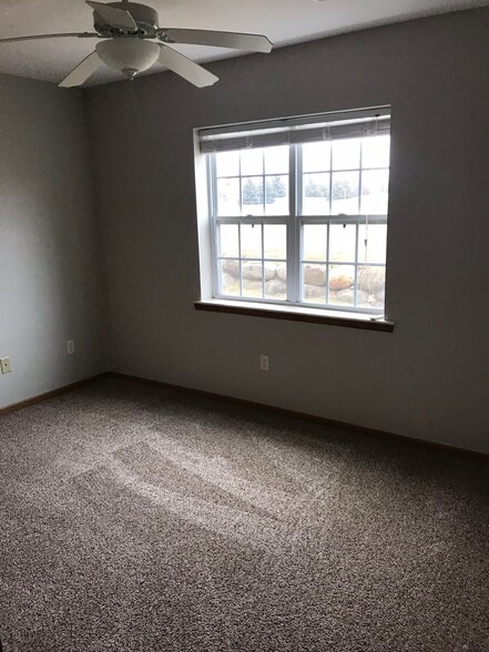 Bedroom - 1113 Homestead Dr