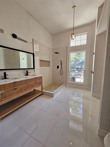 Building Photo - 1609 Savannah St