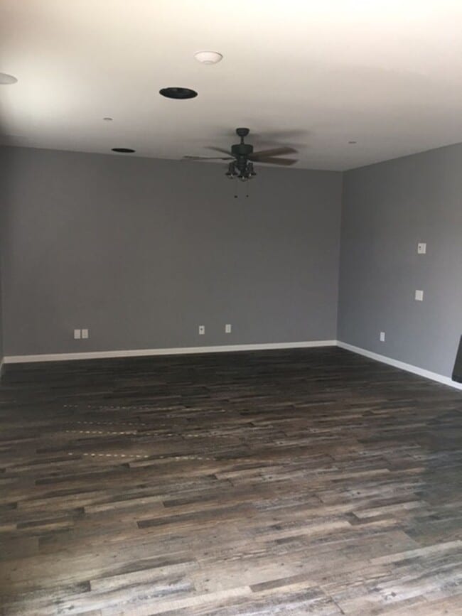 Building Photo - Beautiful 4 Bedroom Home in Marysville AVA...